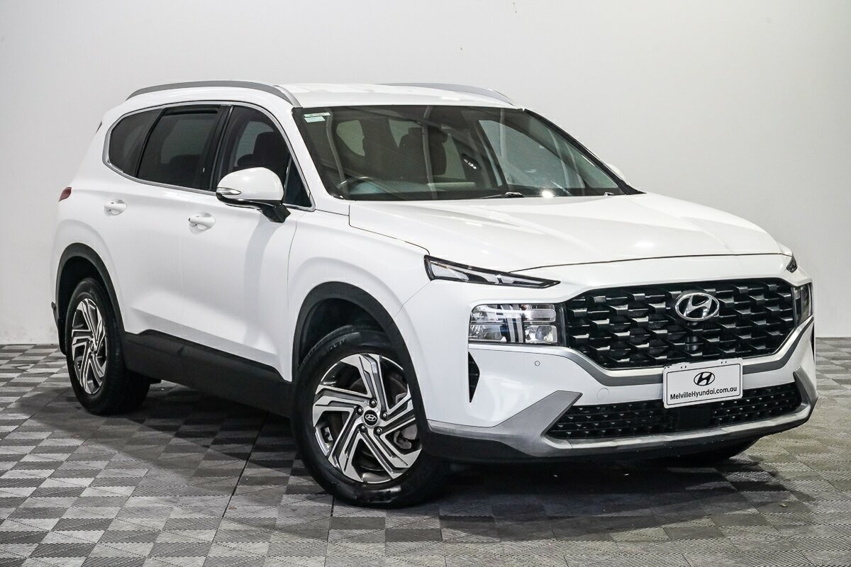 Hyundai Santa Fe image 1