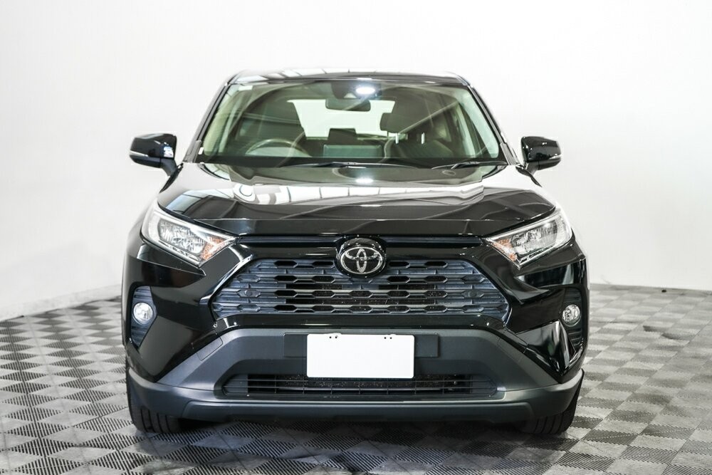 Toyota Rav4 image 3