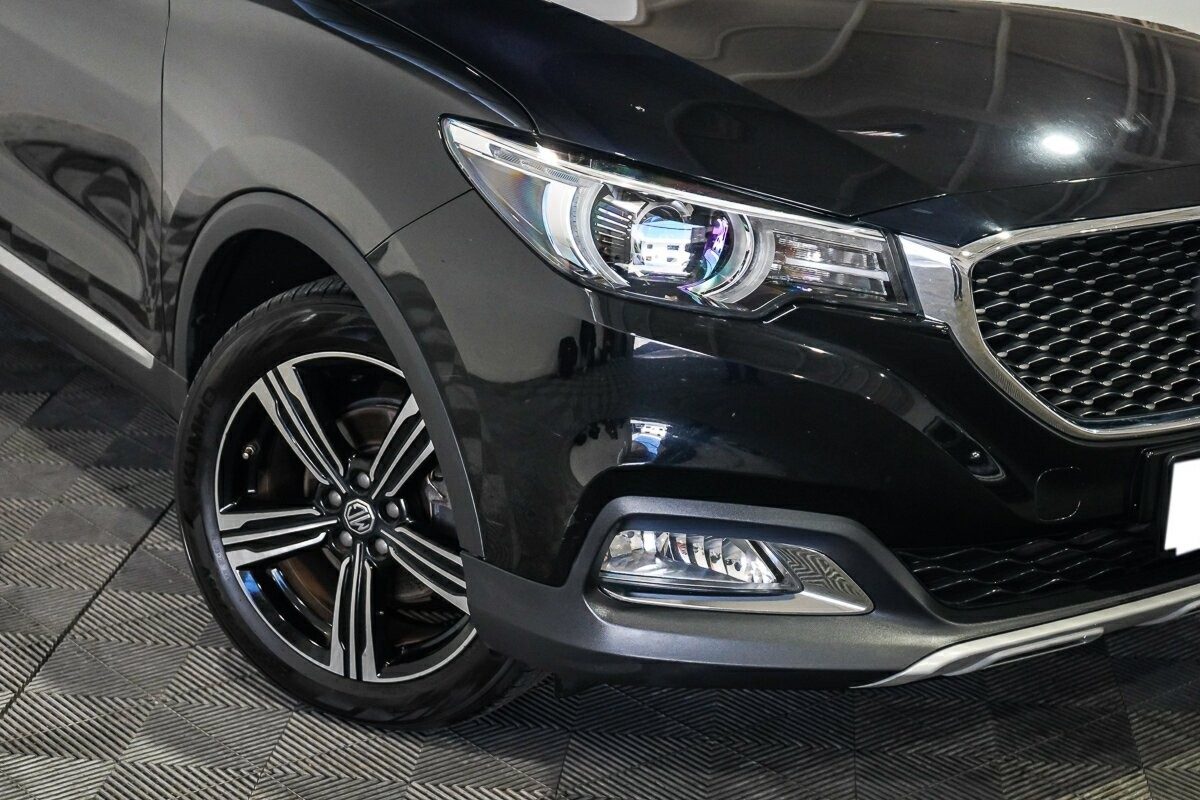 MG Zs image 2
