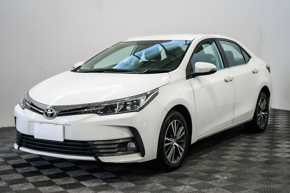 Toyota Corolla image 3