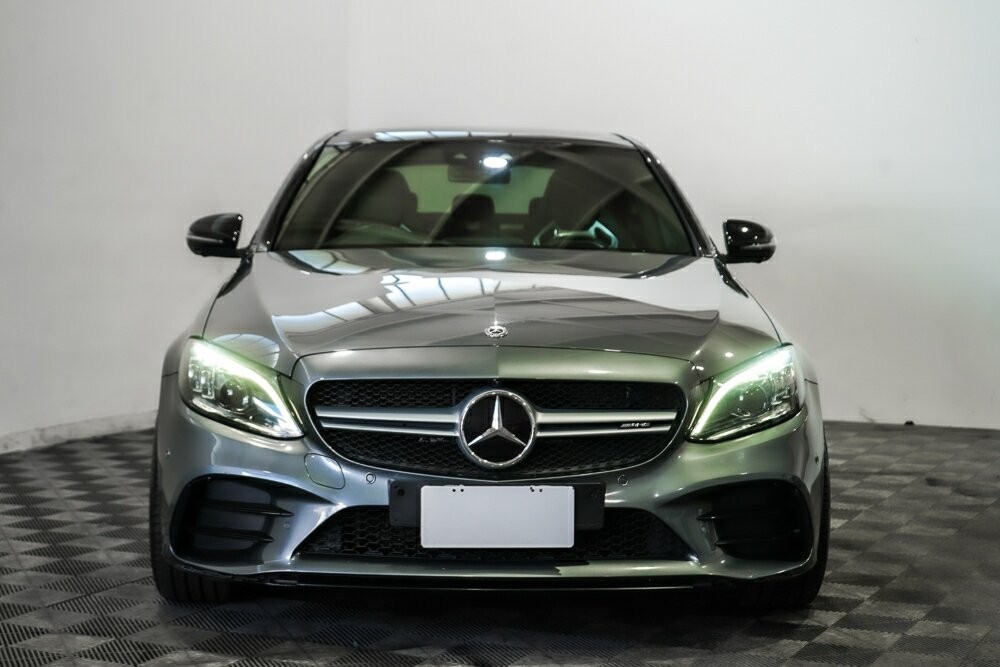 Mercedes Benz C-class image 3