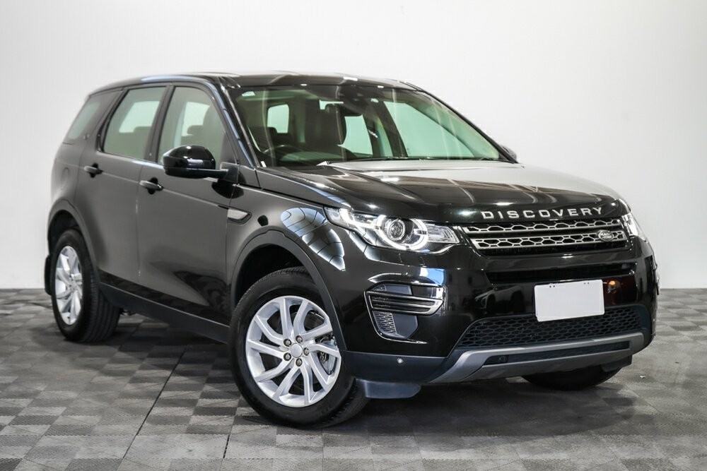 Land Rover Discovery Sport image 1