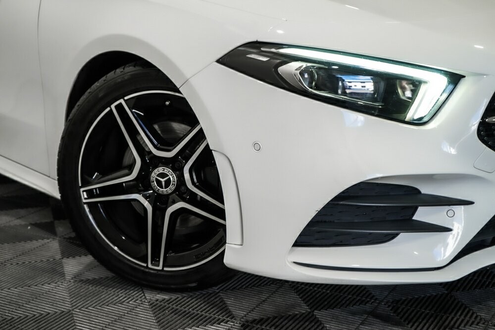 Mercedes Benz A-class image 2