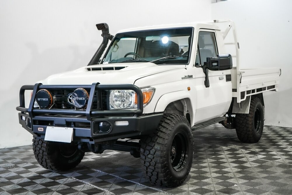 Toyota Landcruiser image 4