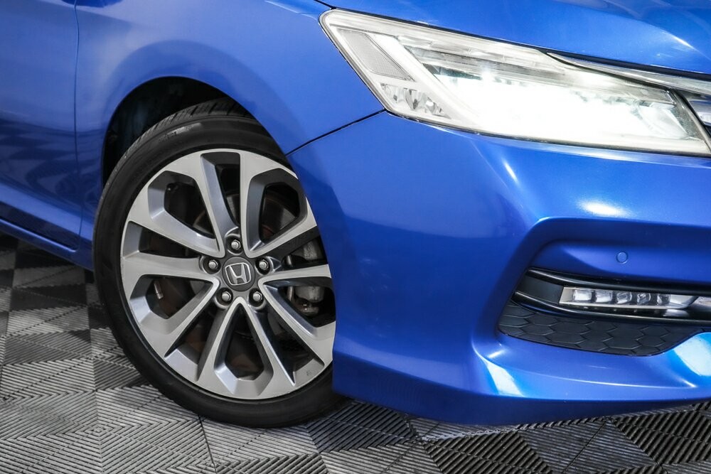 Honda Accord image 2