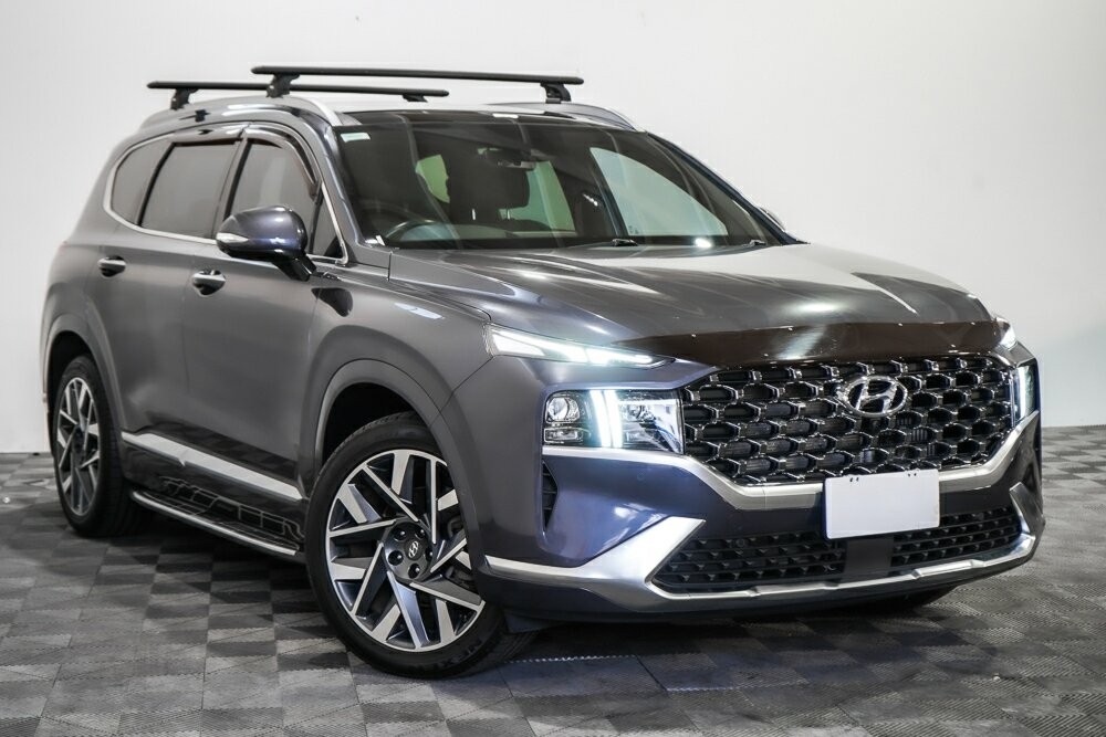 Hyundai Santa Fe image 1