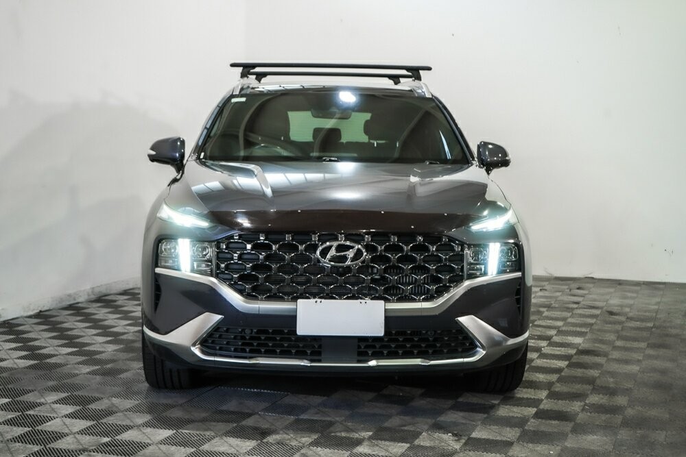 Hyundai Santa Fe image 3