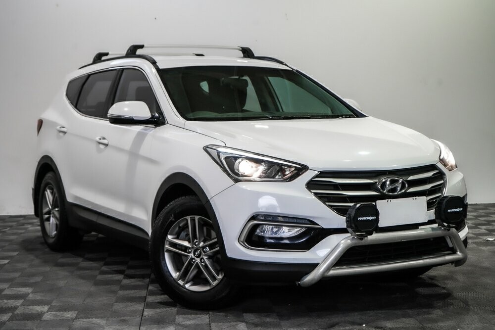 Hyundai Santa Fe image 1