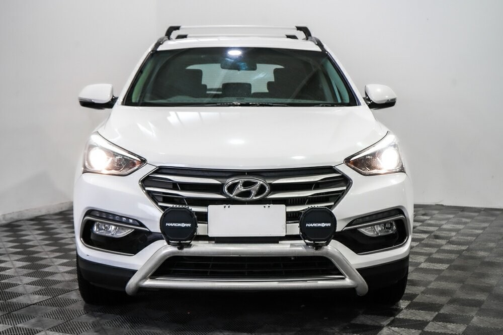 Hyundai Santa Fe image 3