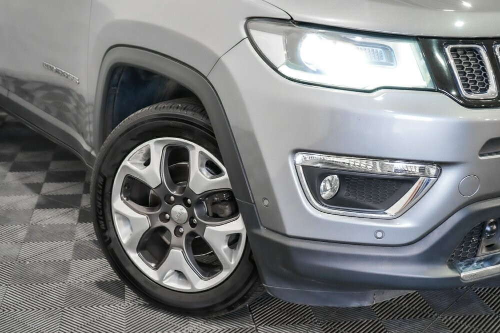 Jeep Compass image 2