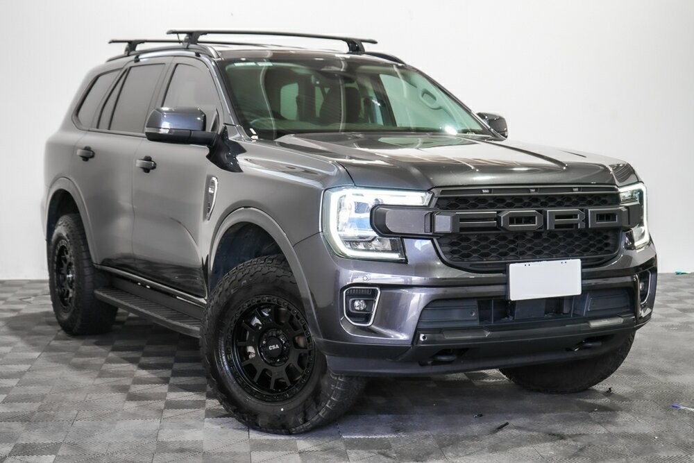Ford Everest image 1