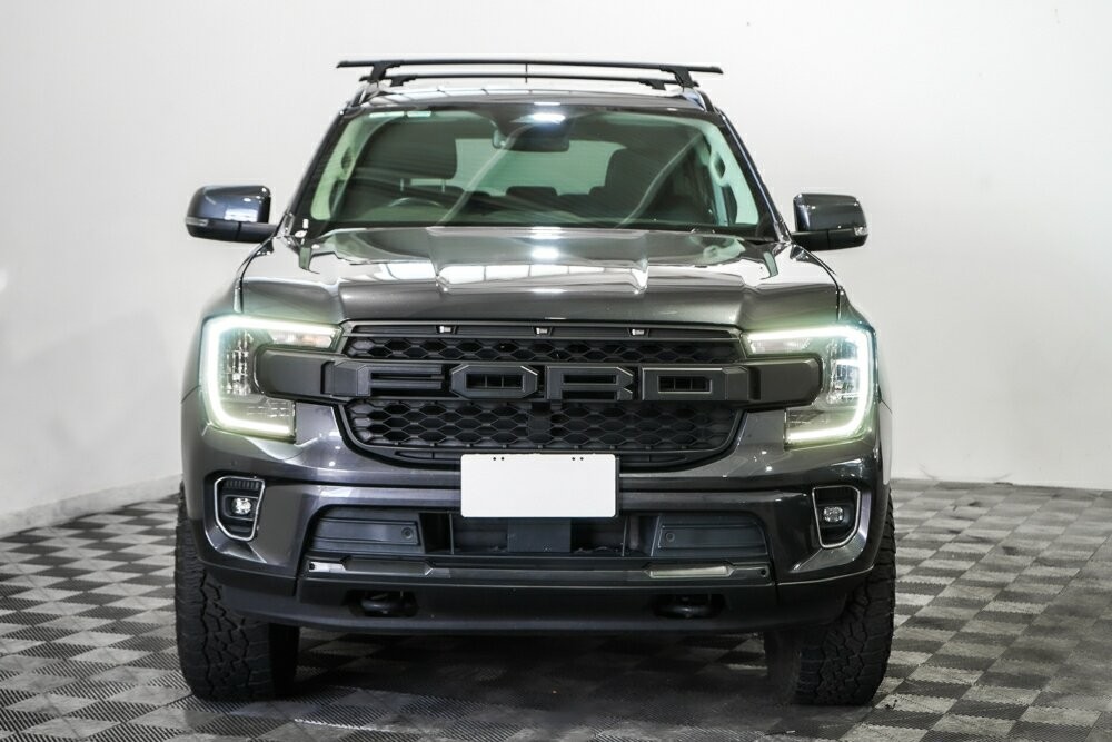 Ford Everest image 3