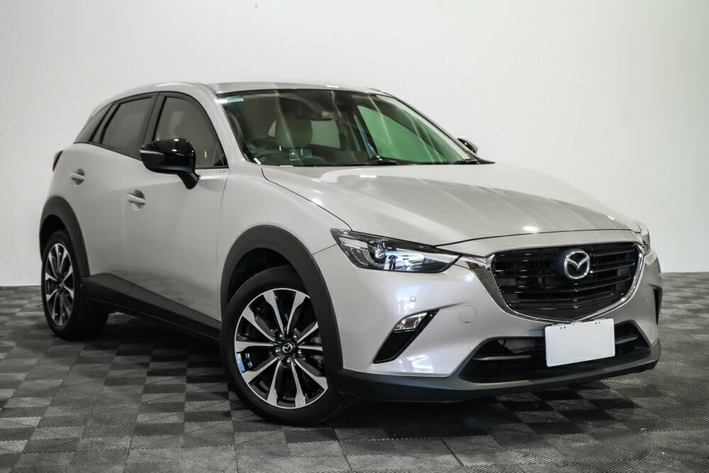Mazda Cx-3 image 1