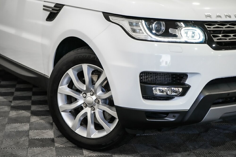 Land Rover Range Rover Sport image 2
