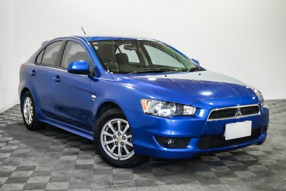 Mitsubishi Lancer image 1