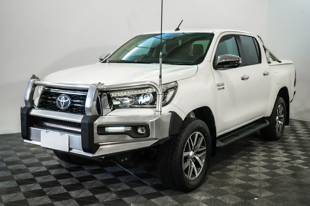 Toyota Hilux image 4