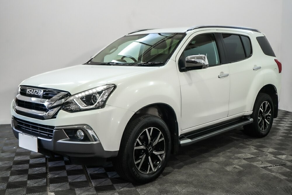 Isuzu Mu-x image 4