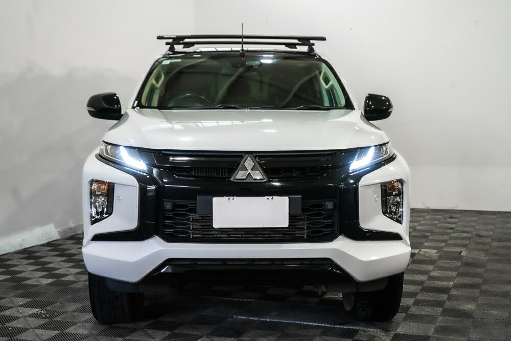 Mitsubishi Triton image 3