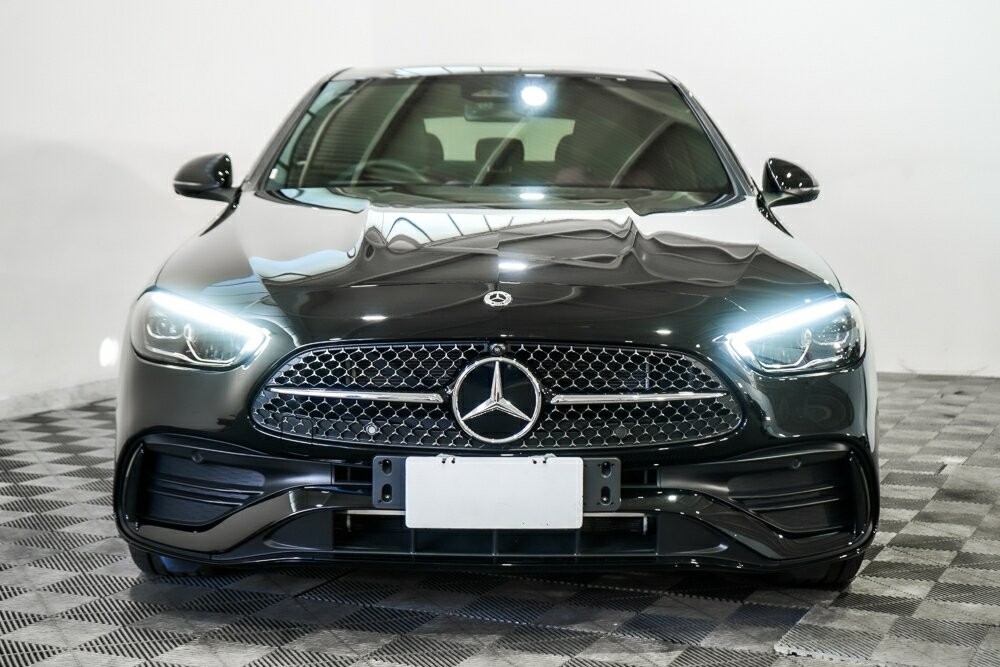 Mercedes Benz C-class image 3