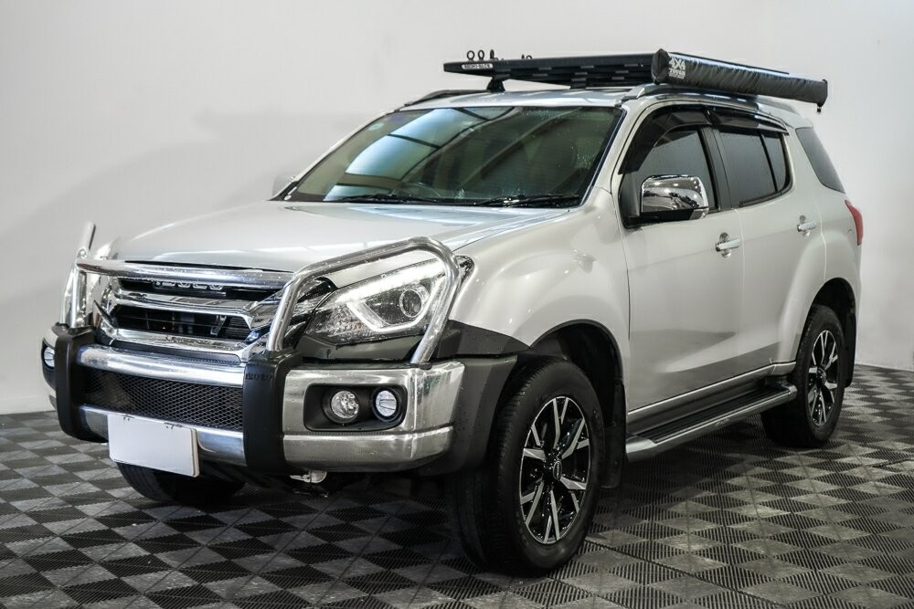 Isuzu Mu-x image 4
