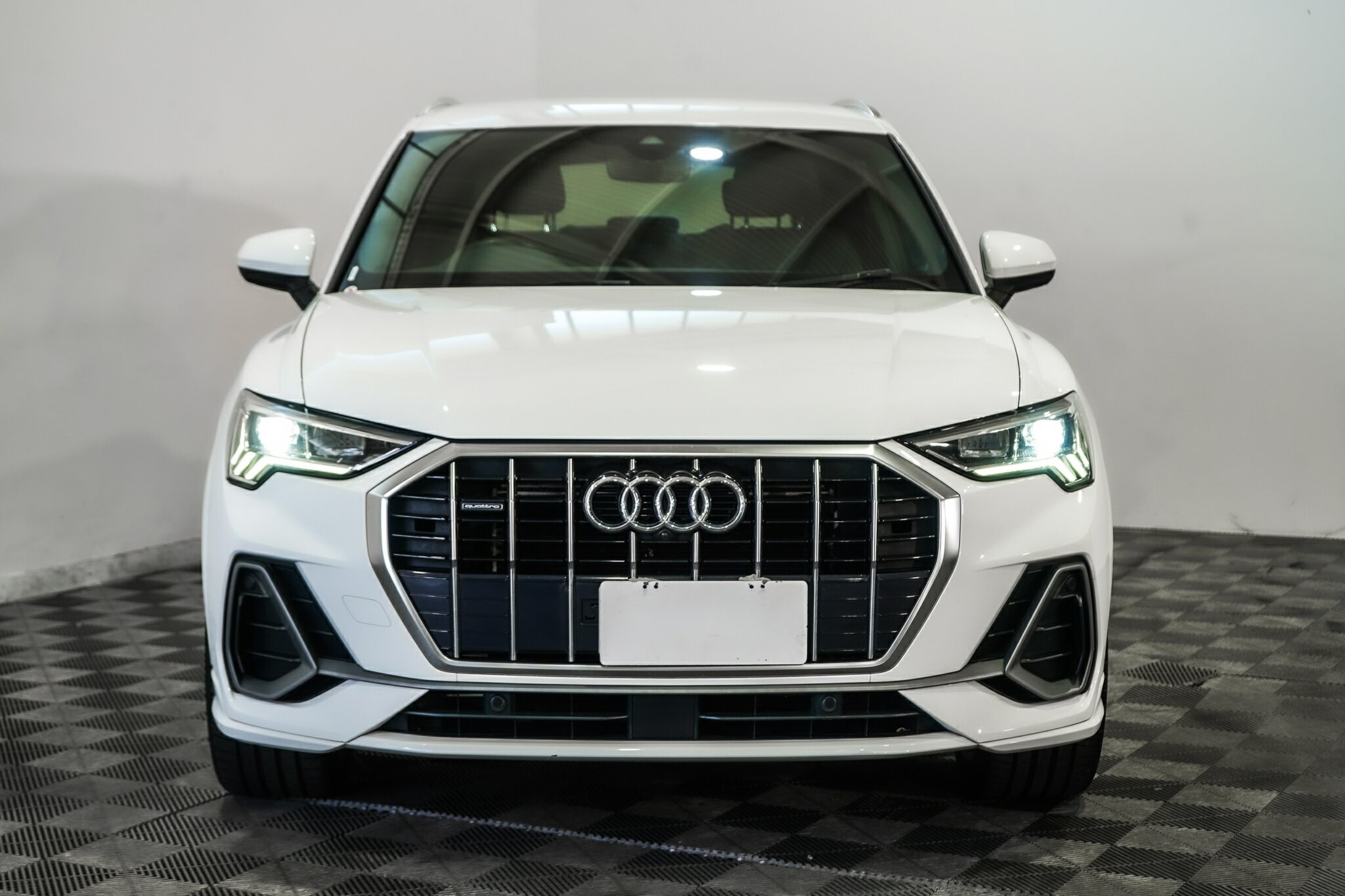 Audi Q3 image 3
