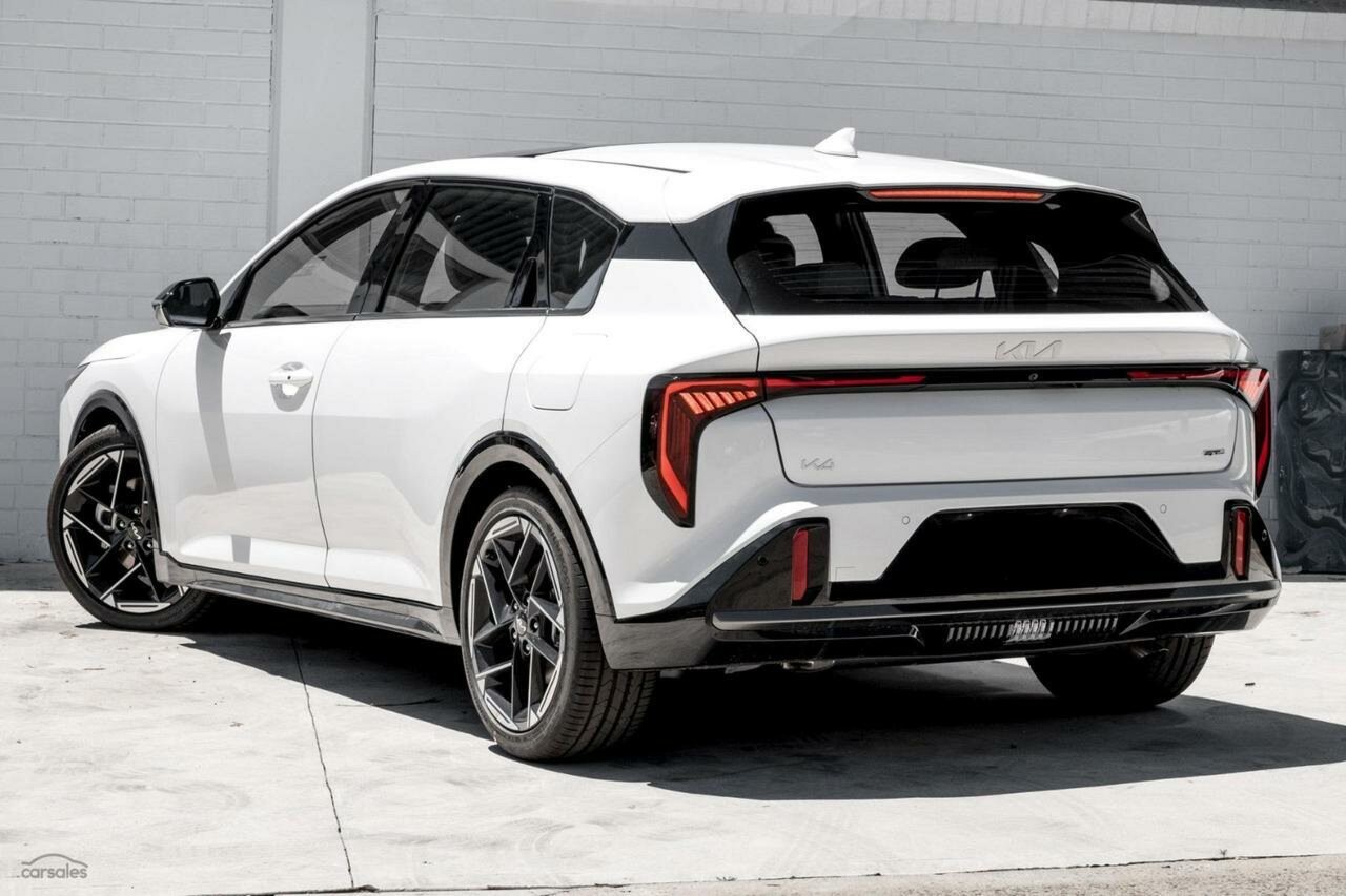 Kia K4 image 4