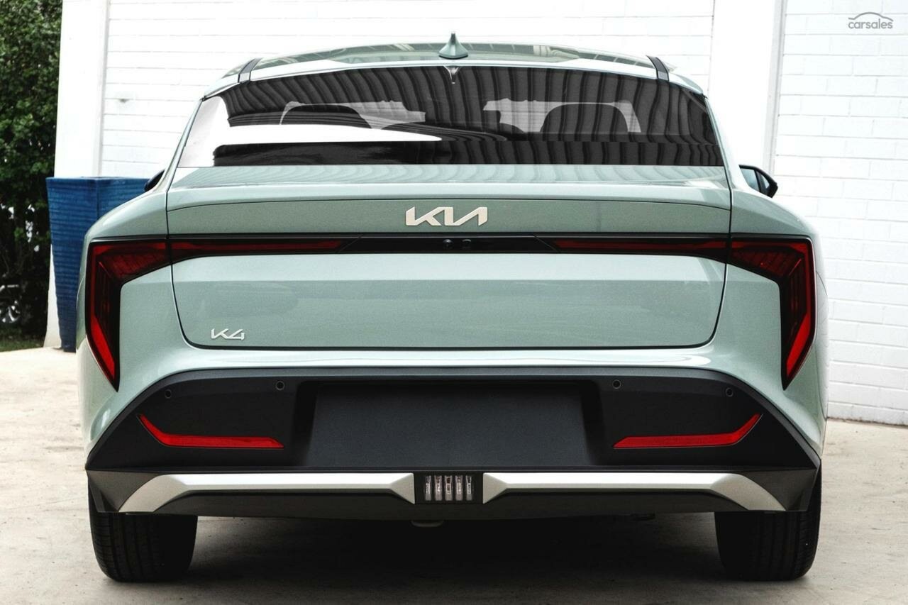 Kia K4 image 3