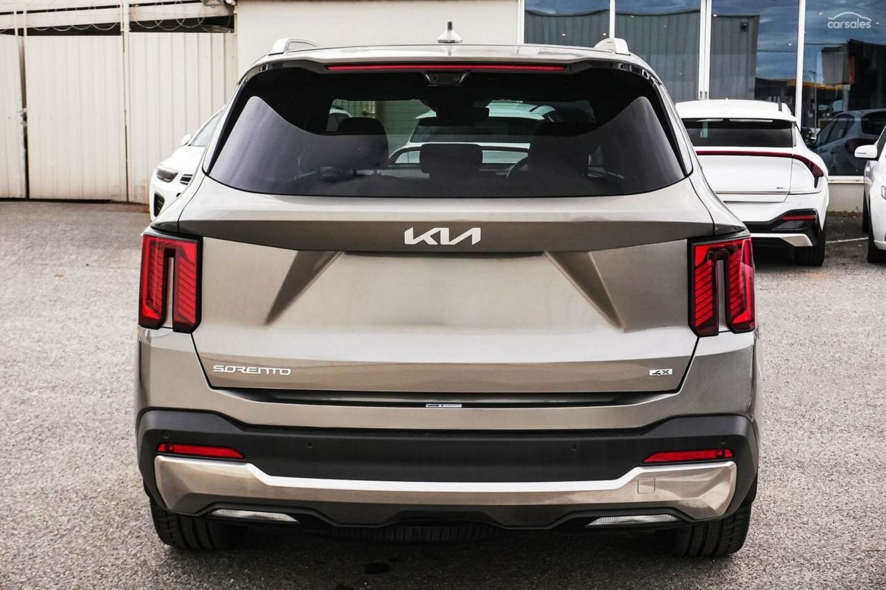 Kia Sorento image 3