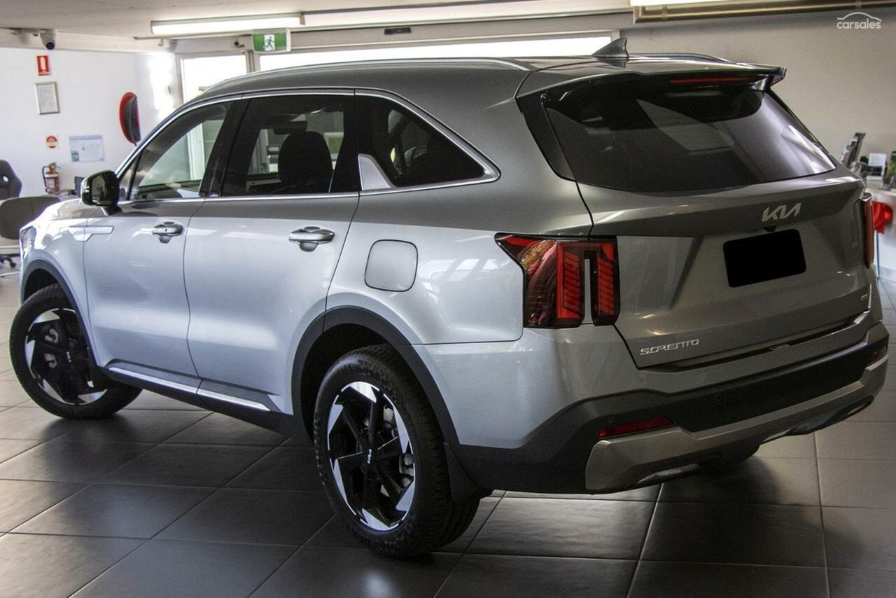 Kia Sorento image 4