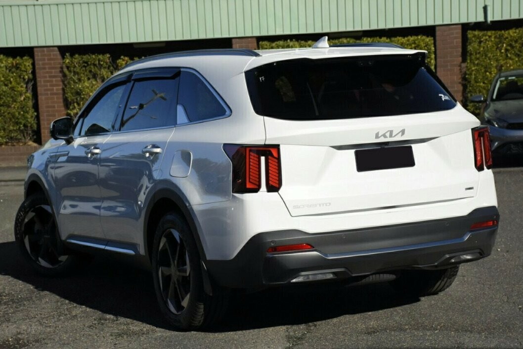 Kia Sorento image 3