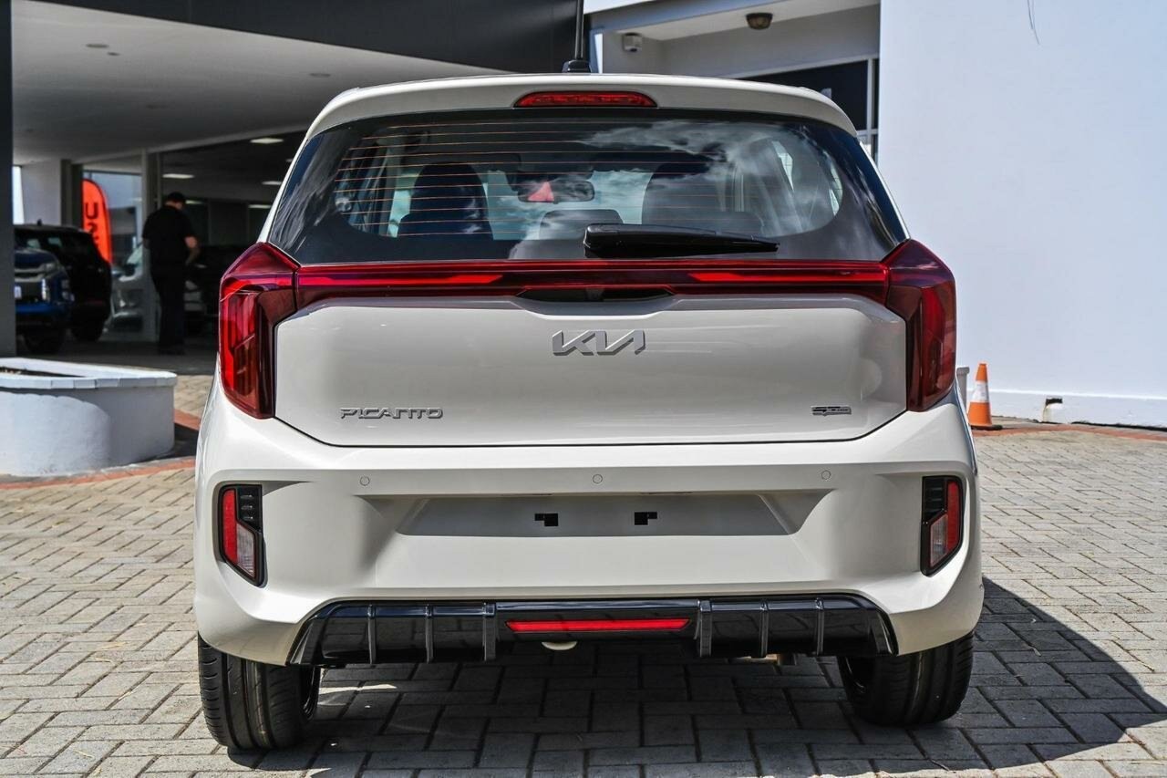 Kia Picanto image 3