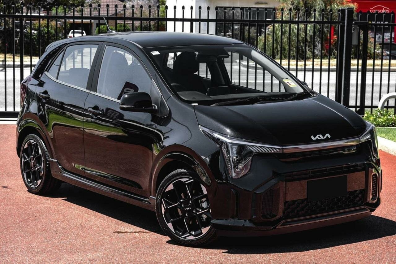 Kia Picanto image 1