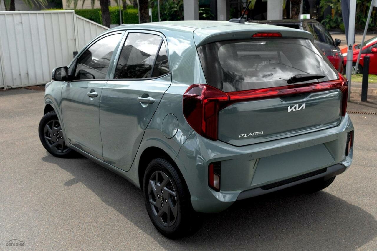 Kia Picanto image 4