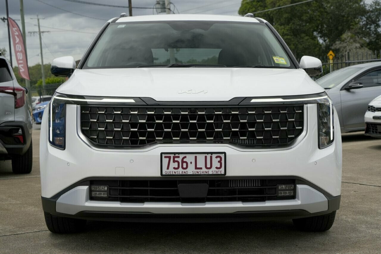 Kia Carnival image 4