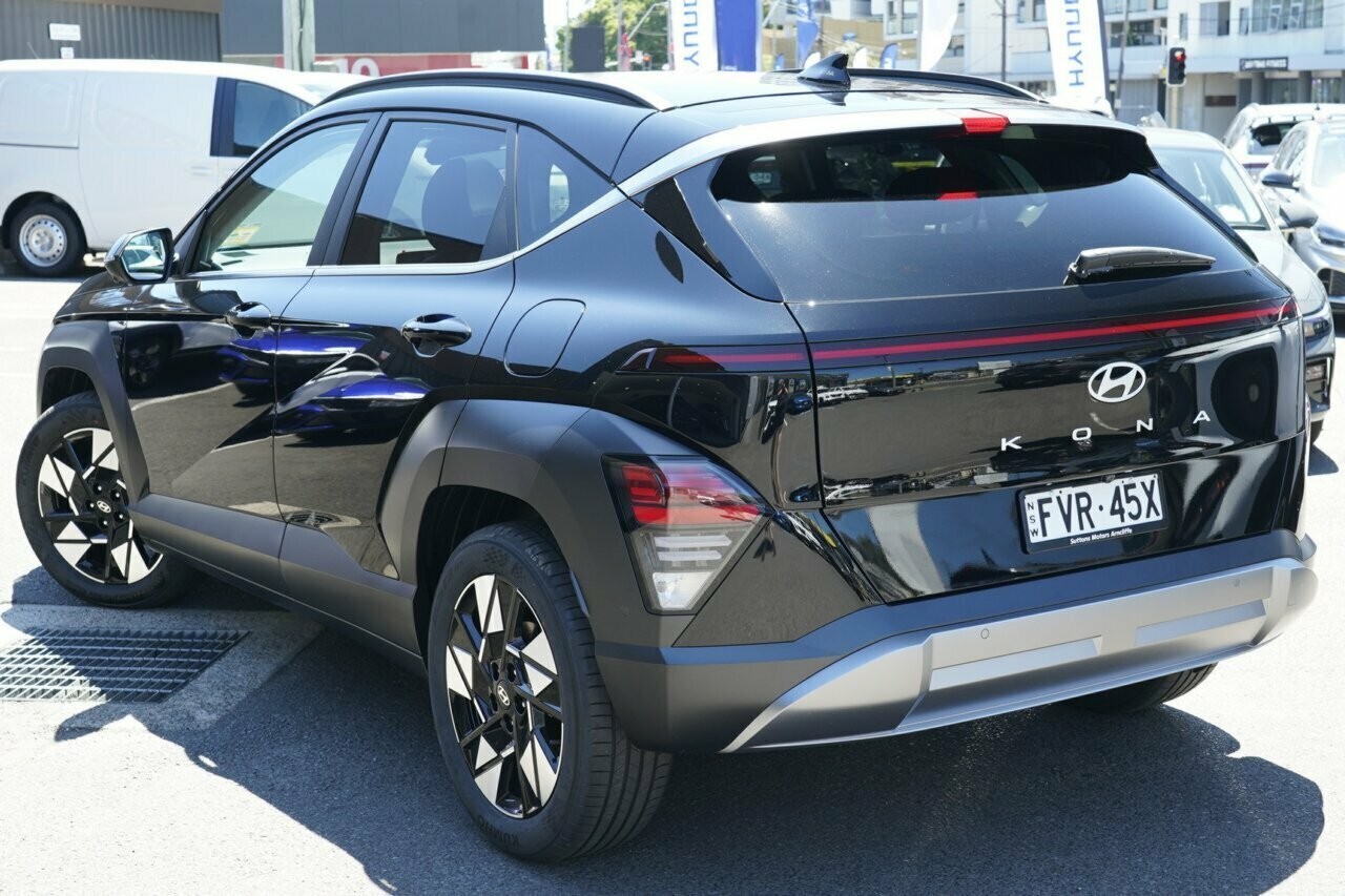 Hyundai Kona image 3
