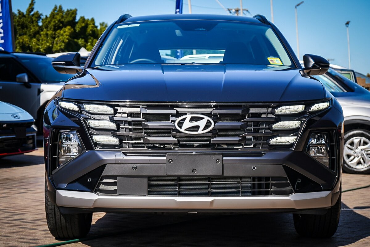 Hyundai Tucson image 3