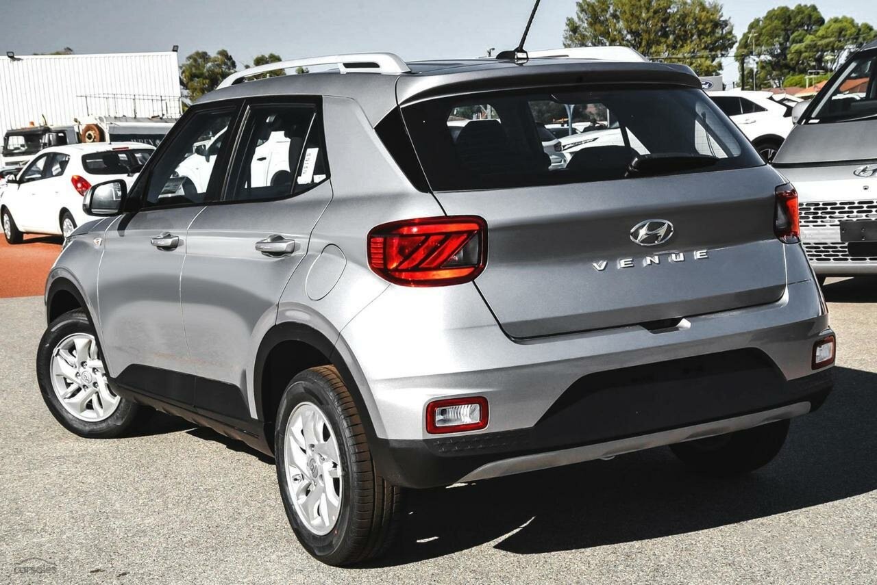 Hyundai Venue image 4