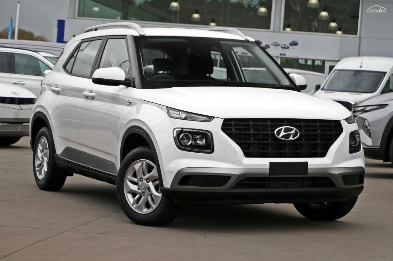 Hyundai Venue image 1