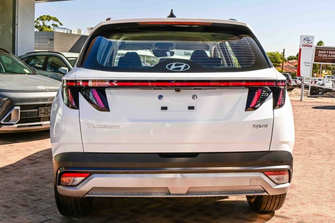 Hyundai Tucson image 3
