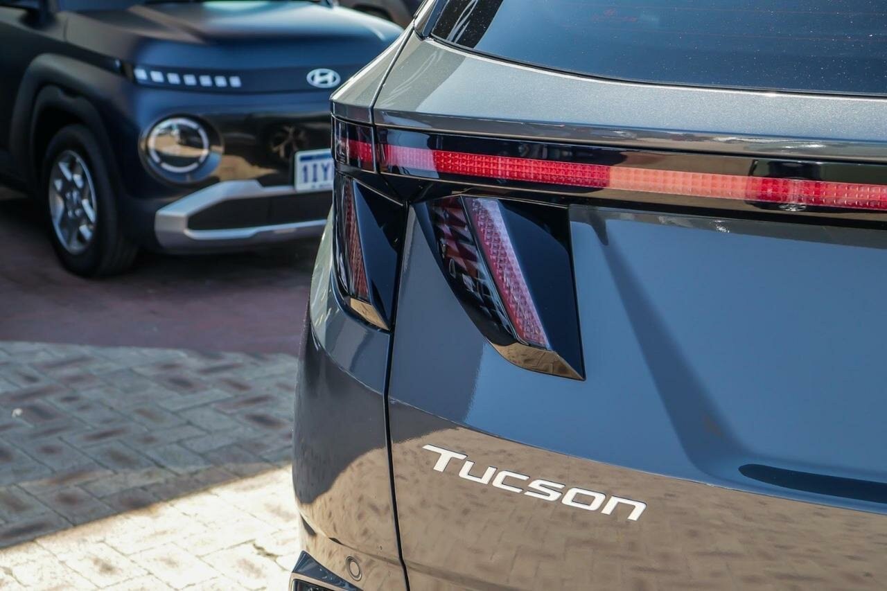 Hyundai Tucson image 3