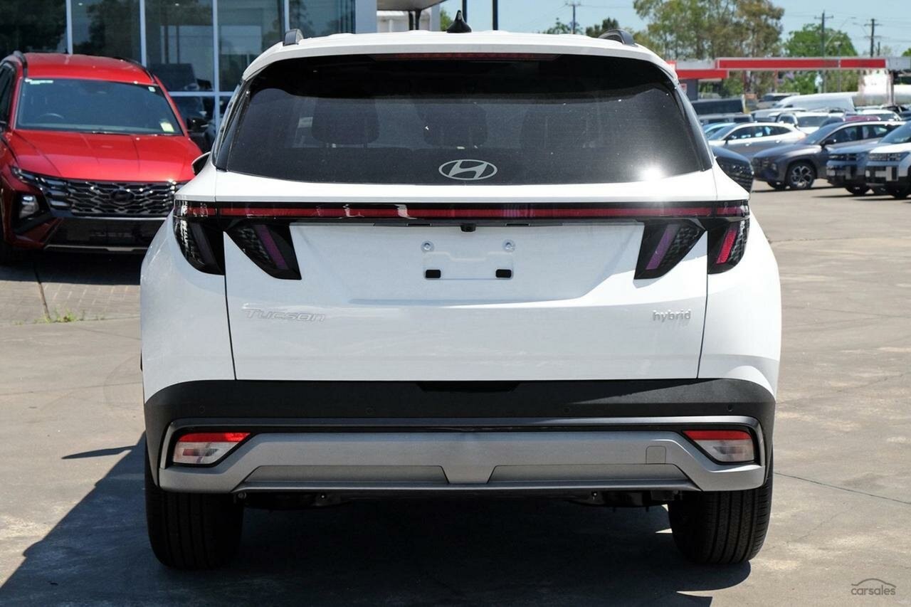 Hyundai Tucson image 3