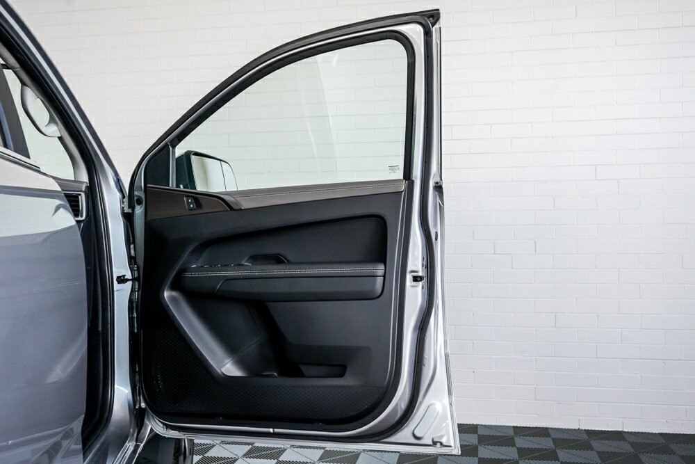 Volkswagen Amarok image 4