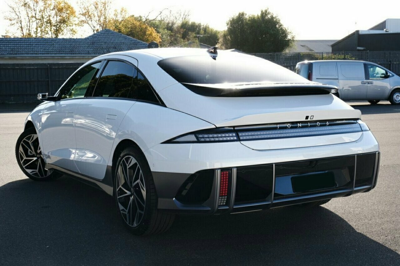 Hyundai Ioniq 6 image 4