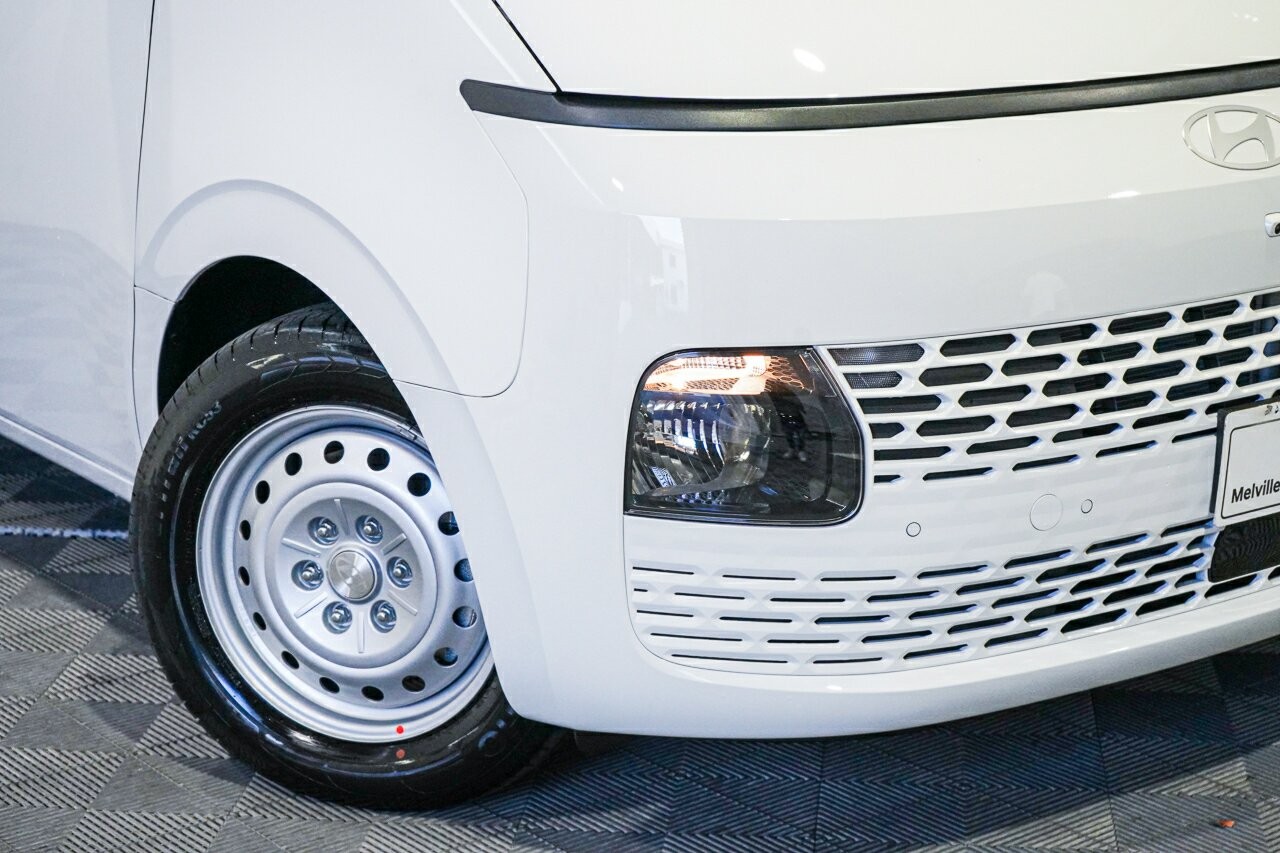 Hyundai Staria Load image 2