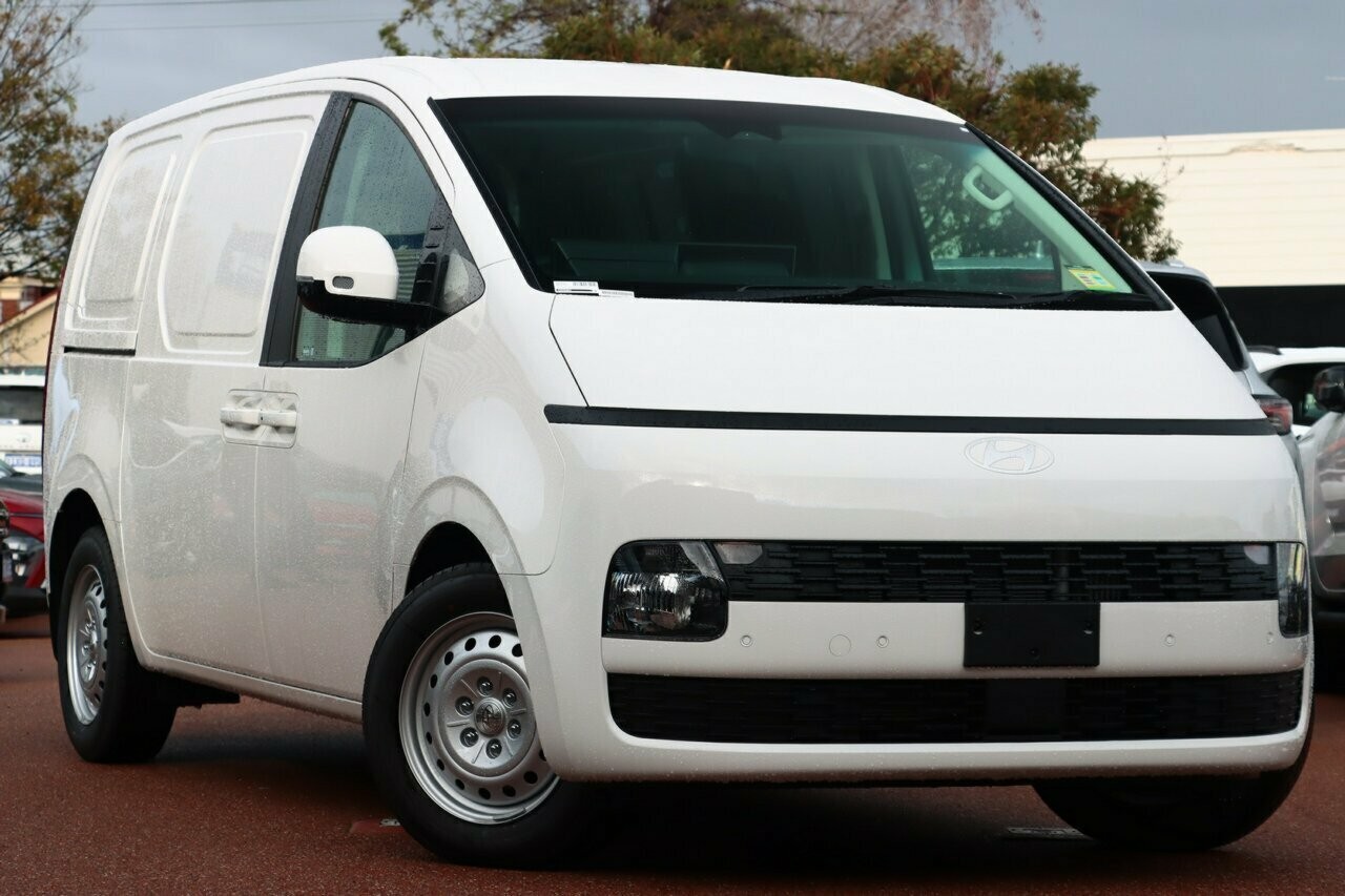 Hyundai Staria Load image 1