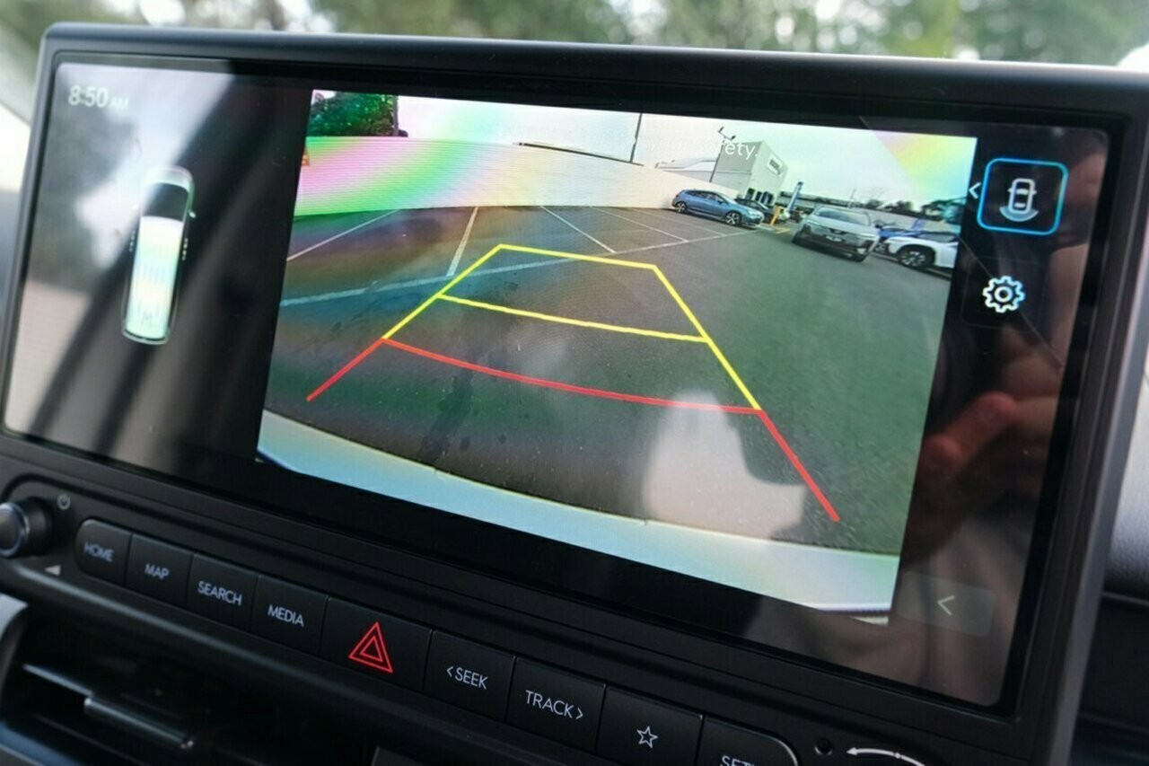 Hyundai Staria Load image 3