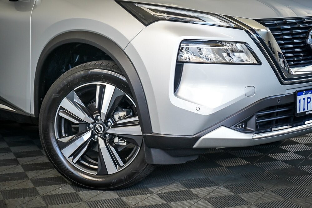 Nissan X-trail image 2