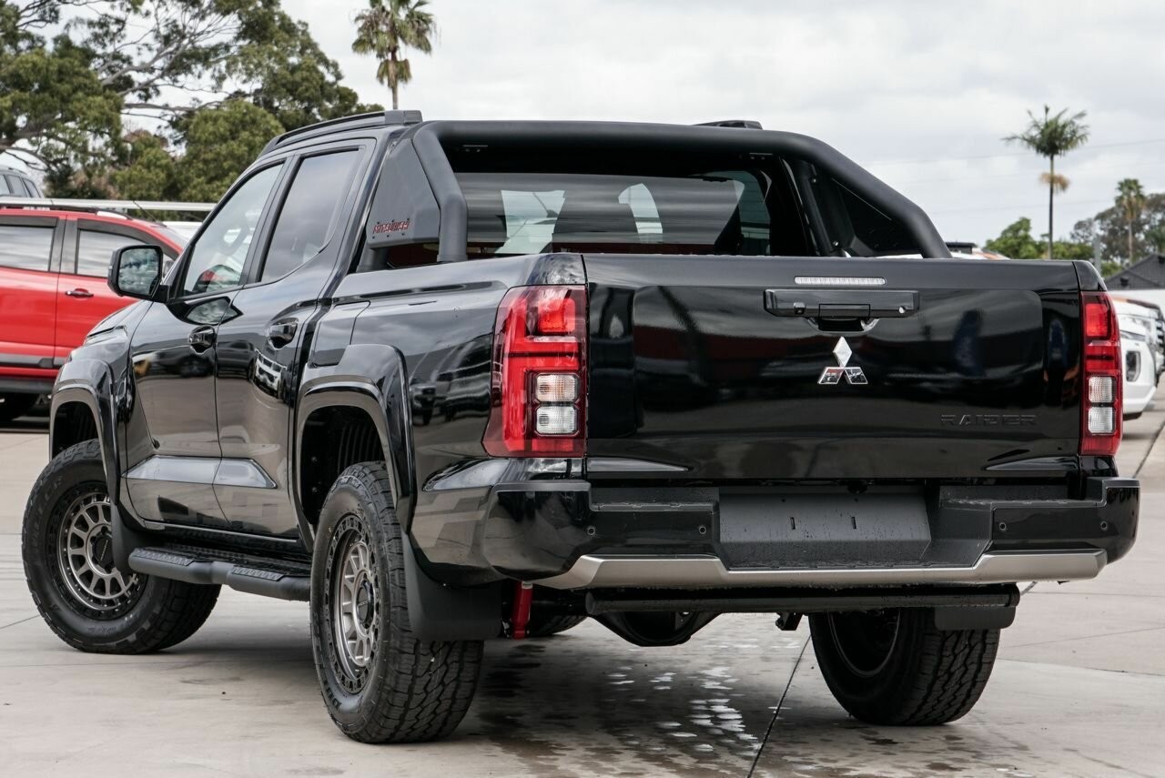 Mitsubishi Triton image 3
