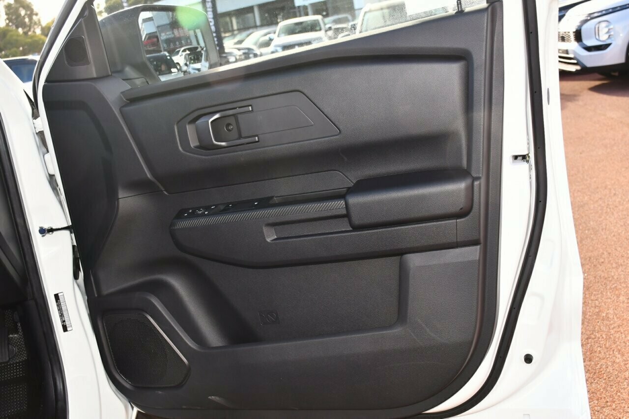 Mitsubishi Triton image 3