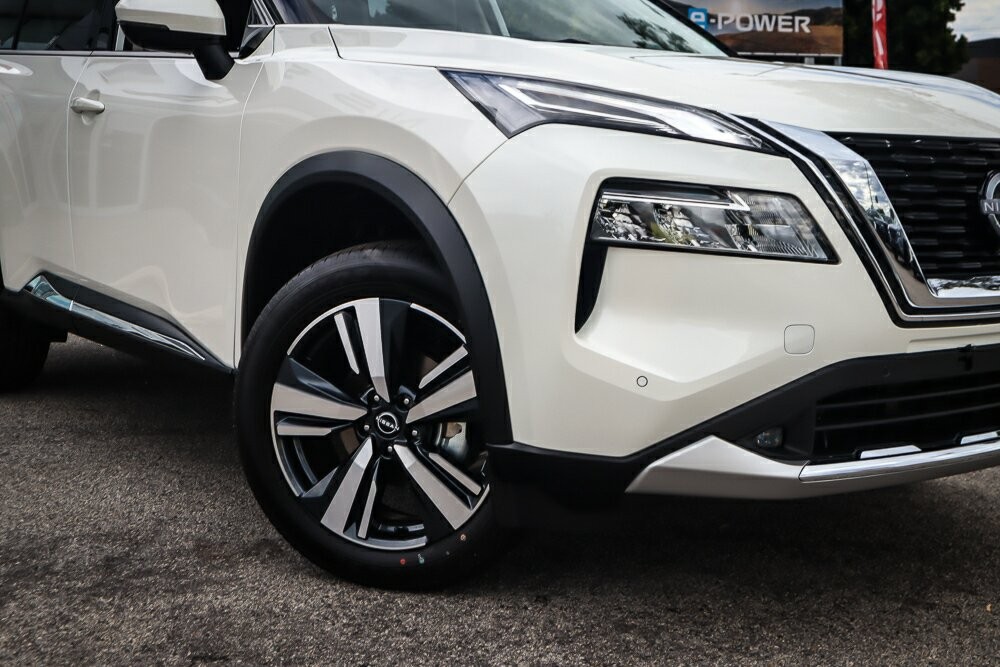 Nissan X-trail image 2